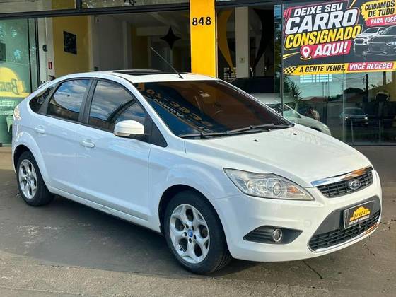 FORD FOCUS 2.0 TITANIUM 16V FLEX 4P POWERSHIFT FORD FOCUS 2.0 TITANIUM 16V FLEX 4P POWERSHIFT